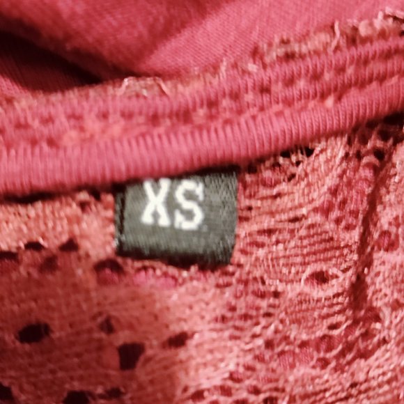 Draped Cowl Neck, Sleeveless, Lace inset back panel, Hip sides ruched blouse - Picture 7 of 7